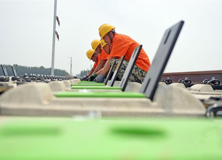 China Manufacturer Rail Resilient Pads for Railway Track Fastener System - Anyang Railway Equipment